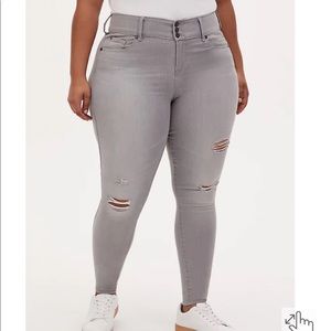 TORRID light gray super soft distressed jeggings